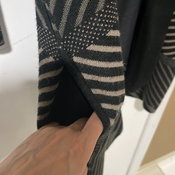 Lilly Of California Wool Blend Cardigan Sweater Medium - Picture 9 of 12